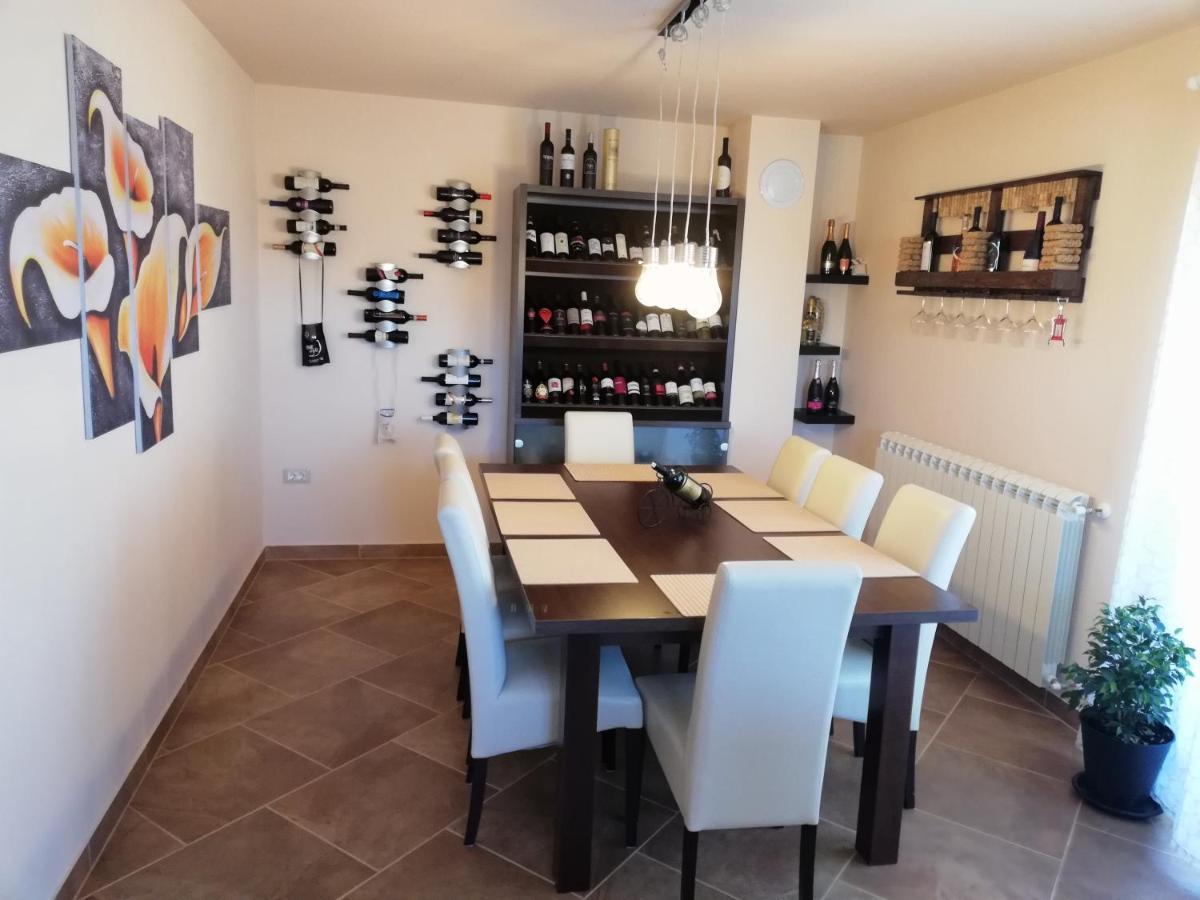 Apartman Nikola Ladrovici Εξωτερικό φωτογραφία