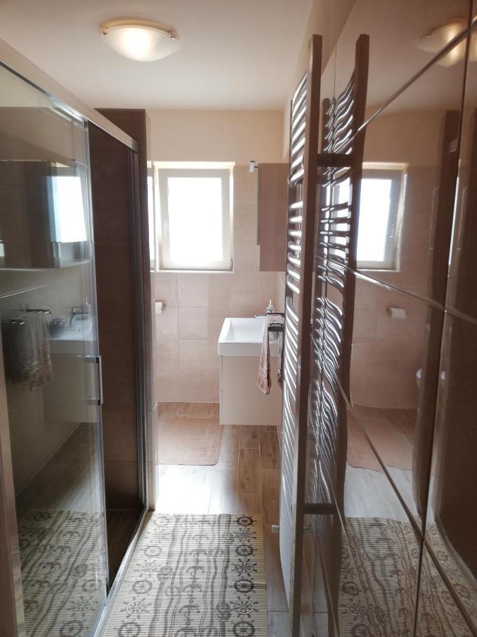 Apartman Nikola Ladrovici Εξωτερικό φωτογραφία