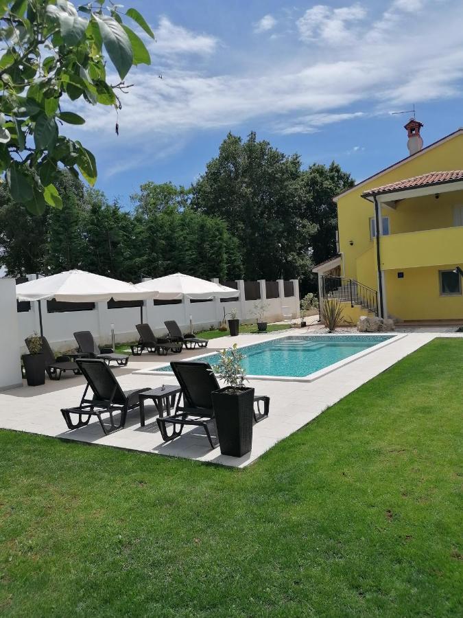 Apartman Nikola Ladrovici Εξωτερικό φωτογραφία